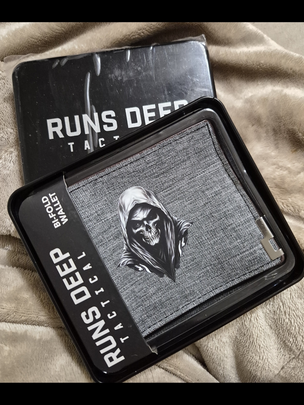 BNIB Runs Deep Men's Wallet